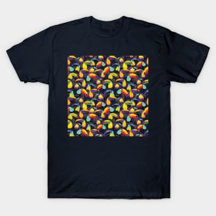 seamless pattern of overlapping Polygonal  toucan bird heads. T-Shirt